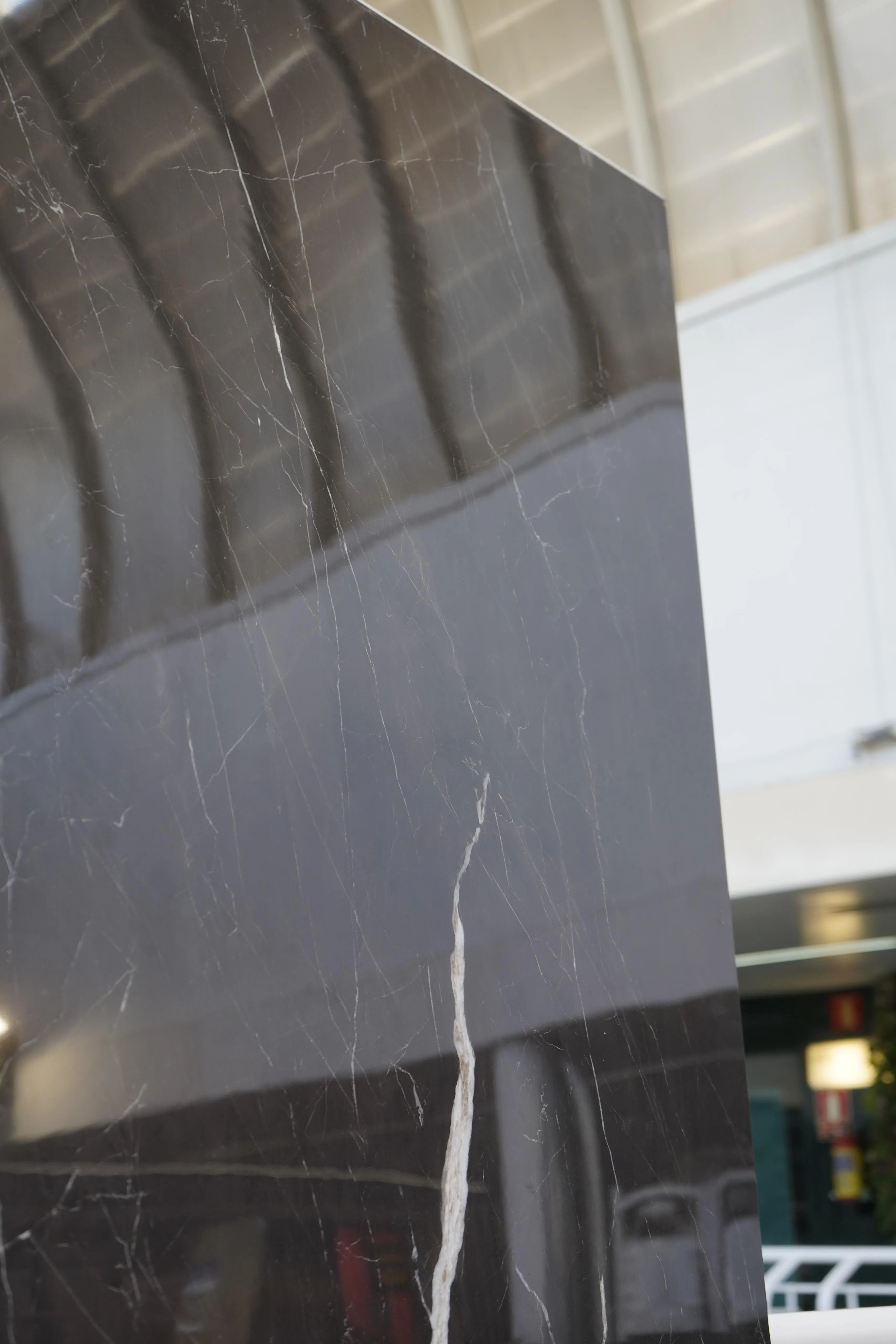 PVC Black Marquina Brillo view 2